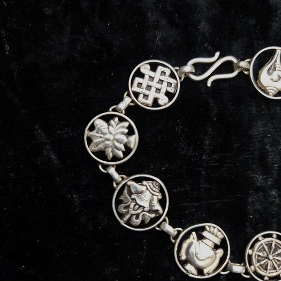 925 Sterling silver Symbols of Good Fortune Bracelet 7.5" - Picture 2 of 7